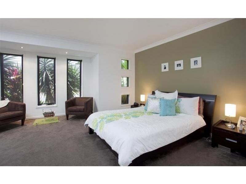 30 Southaven Drive, Helensvale QLD 4212