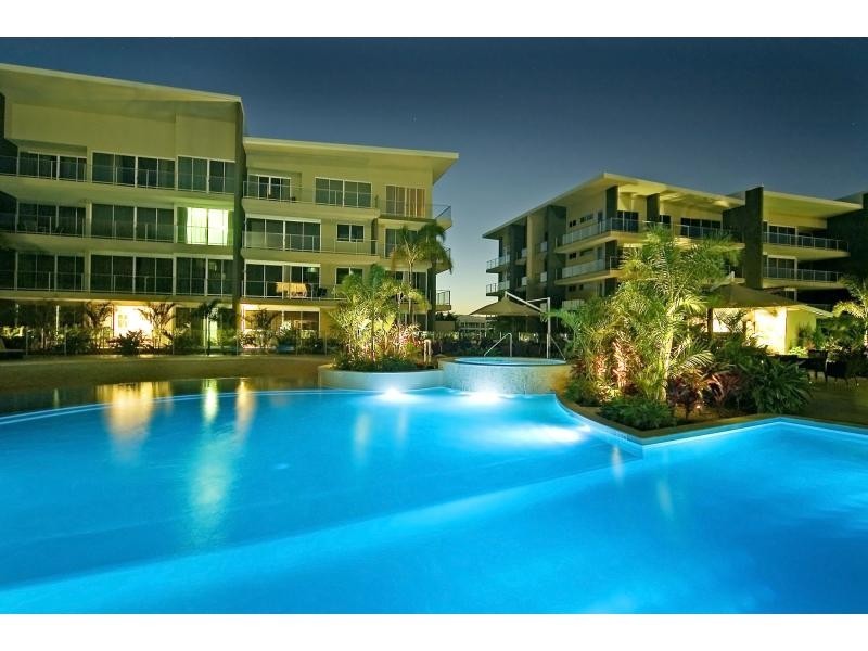 Hope Island QLD 4212