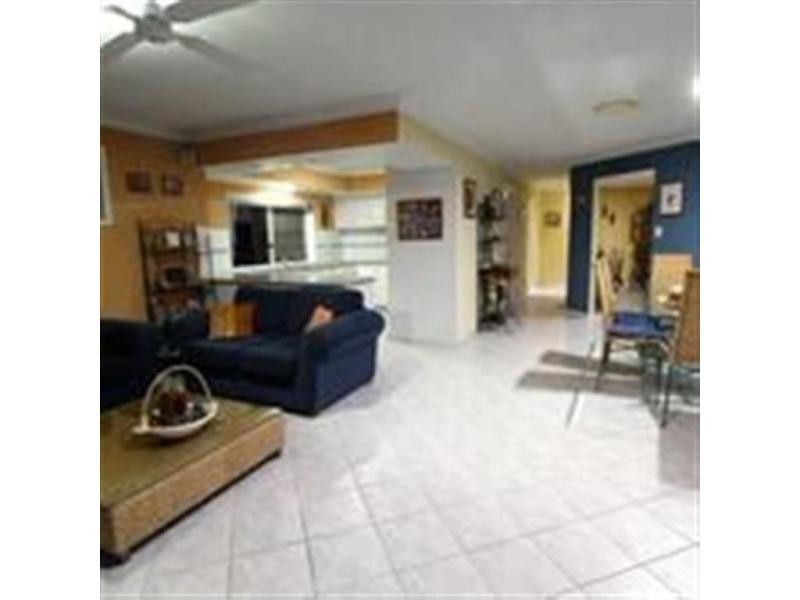 Hope Island QLD 4212