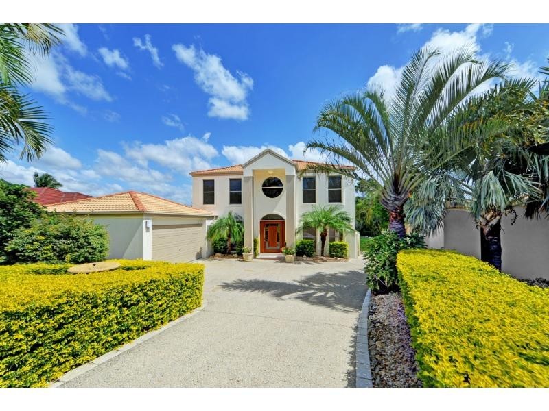 3146 Riverleigh Drive, Hope Island QLD 4212