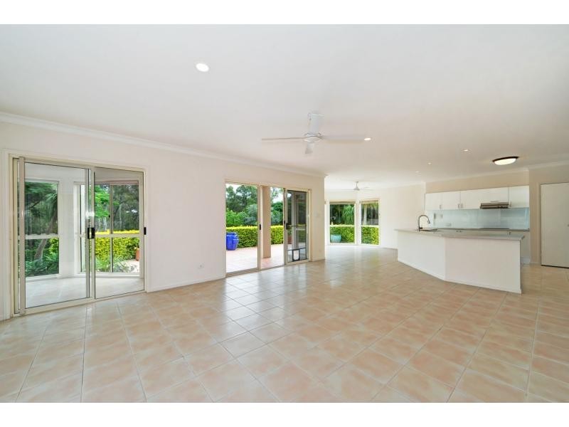 3146 Riverleigh Drive, Hope Island QLD 4212