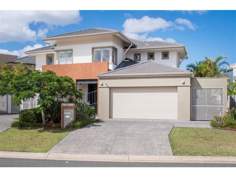 6034 Lucerne Circuit, Hope Island QLD 4212