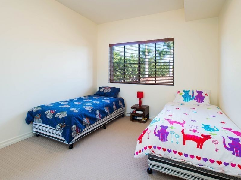 3251 Palladian Drive, Hope Island QLD 4212