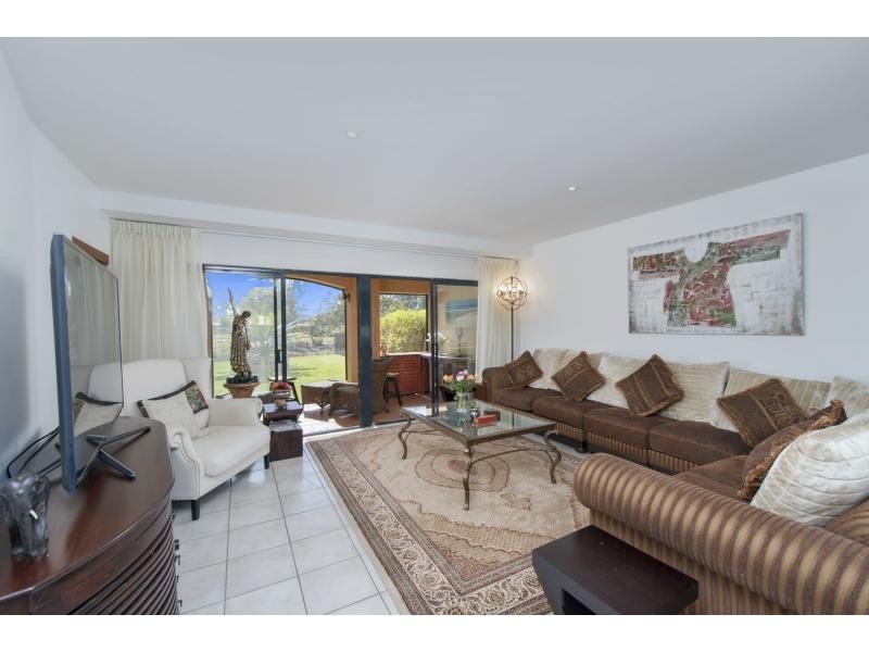 3256 Palladian Drive, Hope Island QLD 4212