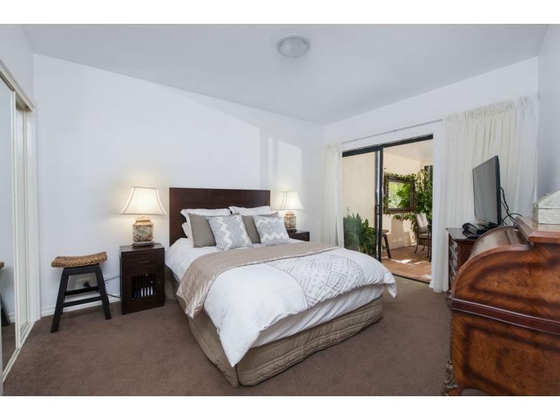 3256 Palladian Drive, Hope Island QLD 4212