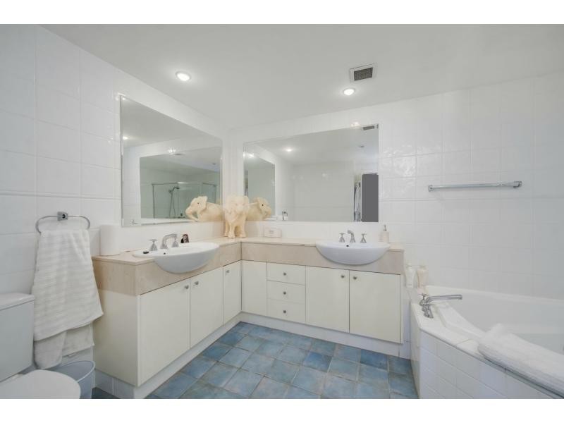 3256 Palladian Drive, Hope Island QLD 4212