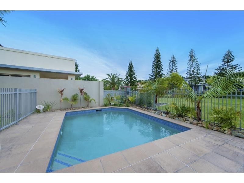 Hope Island QLD 4212