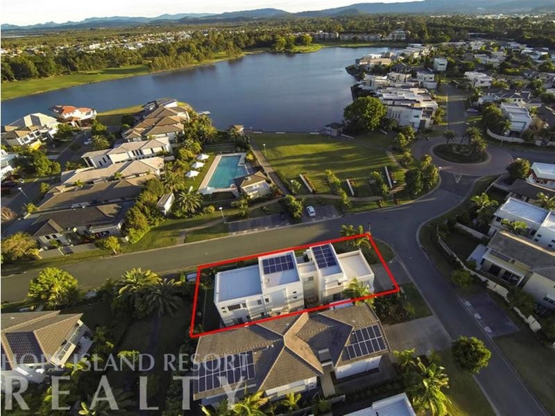 6137 Bolsena Circuit, Hope Island QLD 4212