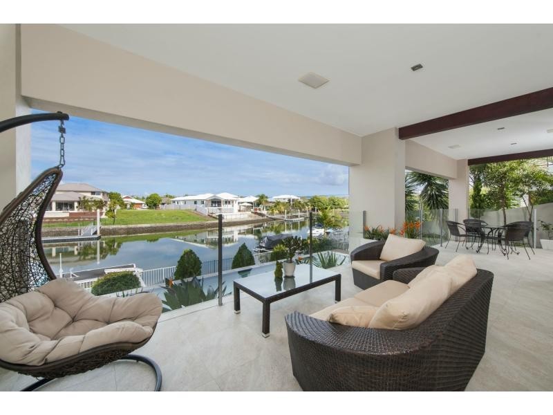 55 Southaven Drive, Riverlinks, Helensvale QLD 4212