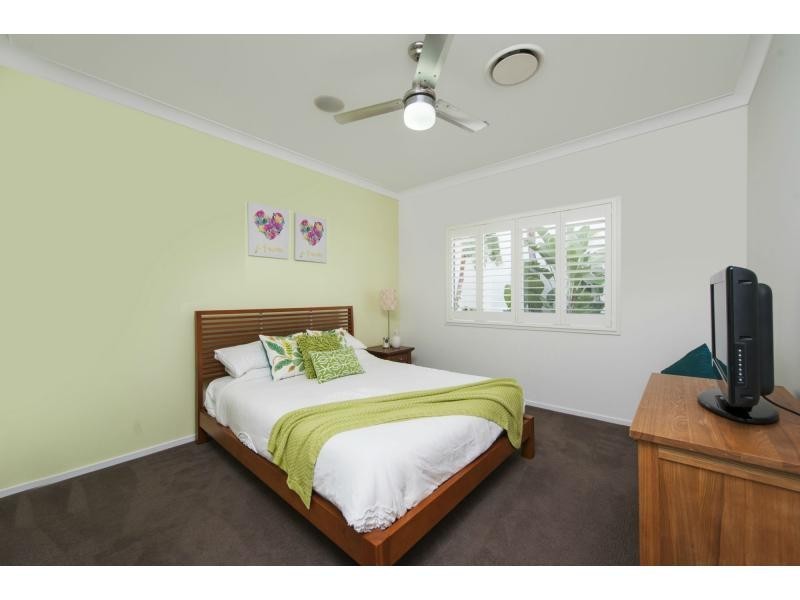 55 Southaven Drive, Riverlinks, Helensvale QLD 4212