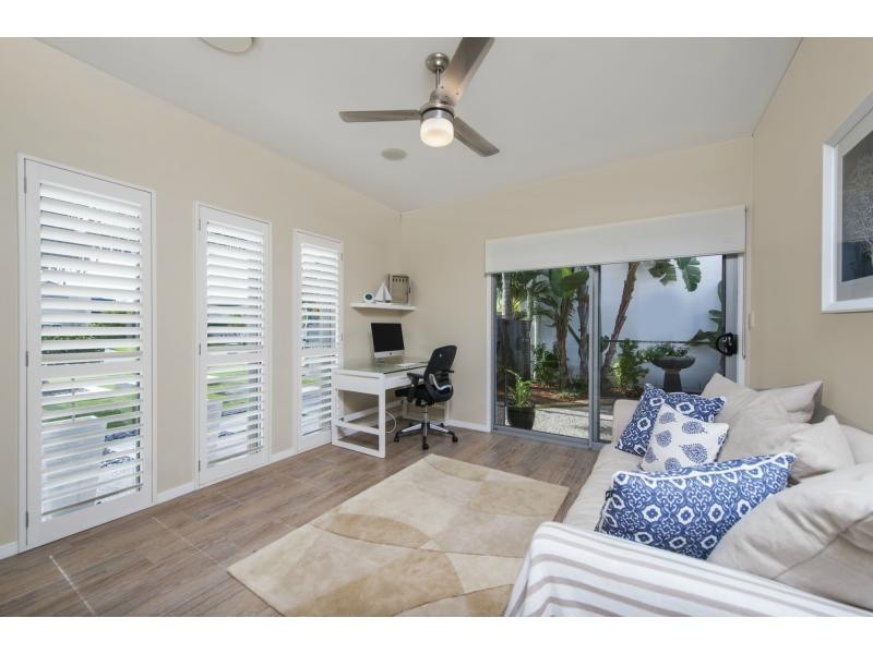 55 Southaven Drive, Riverlinks, Helensvale QLD 4212