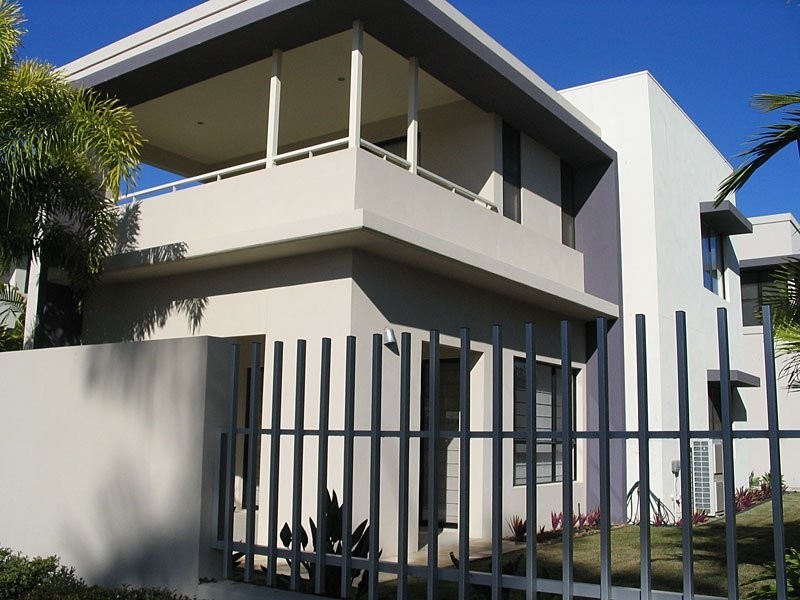 Hope Island QLD 4212