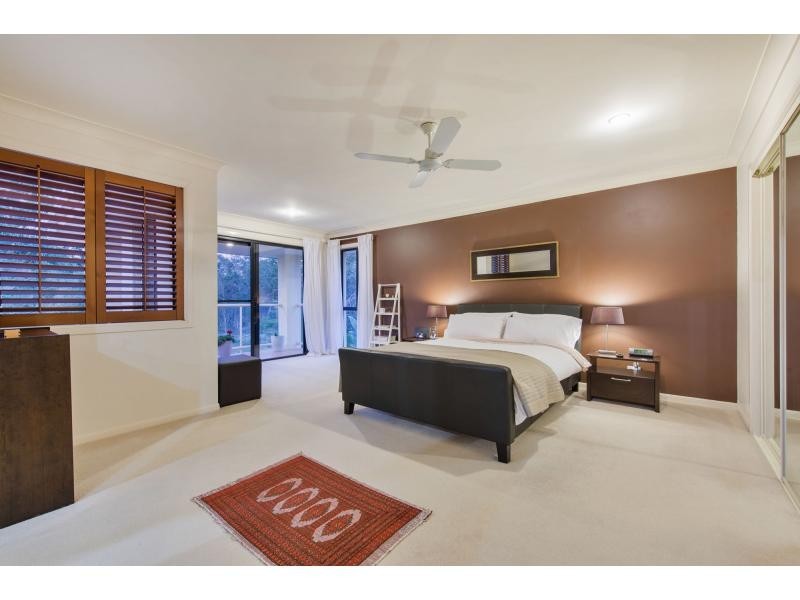 15 Midhurst Court, Arundel QLD 4214