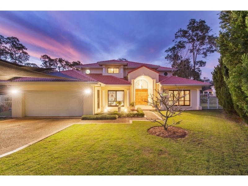 15 Midhurst Court, Arundel QLD 4214