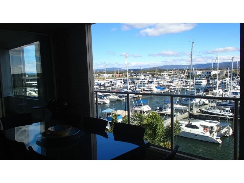 Hope Island QLD 4212