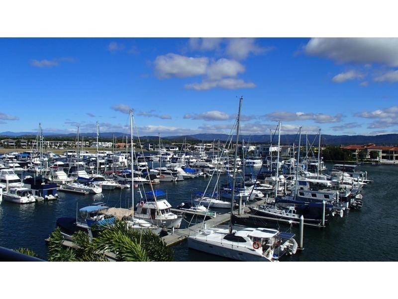 Hope Island QLD 4212