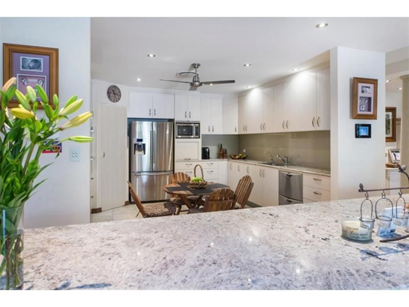2580 Gracemere Circuit North, Hope Island QLD 4212