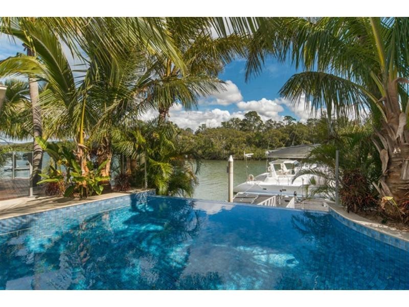 2580 Gracemere Circuit North, Hope Island QLD 4212