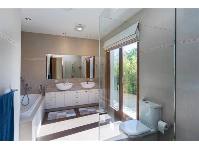 2580 Gracemere Circuit North, Hope Island QLD 4212