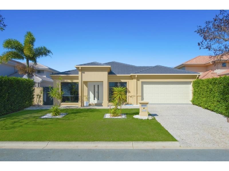 2560 Cressbrook Drive, Hope Island QLD 4212