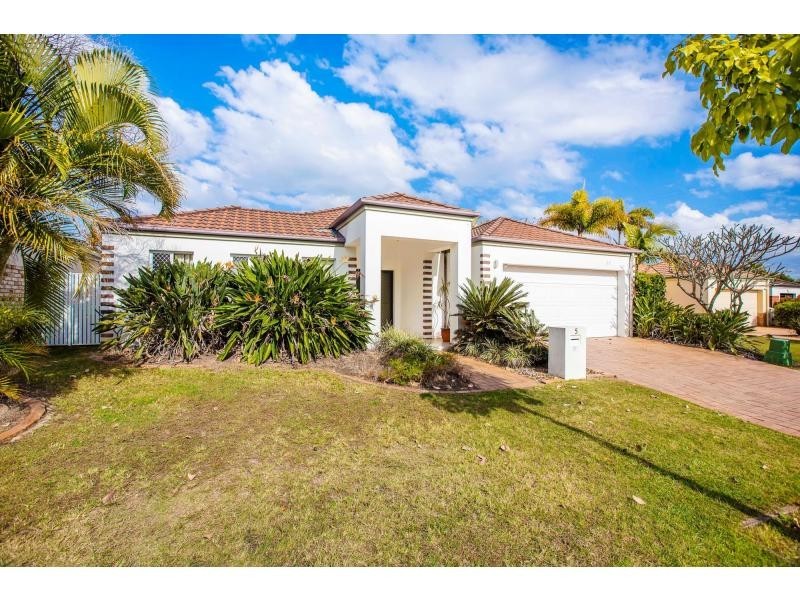 5 Mikado Way, Robina QLD 4226