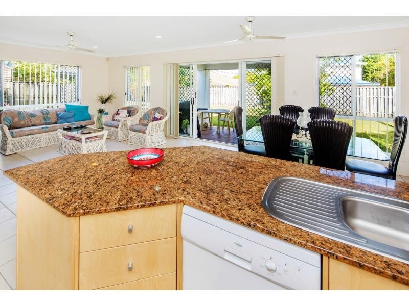 5 Mikado Way, Robina QLD 4226