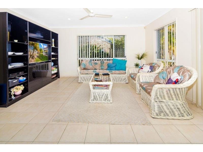 5 Mikado Way, Robina QLD 4226