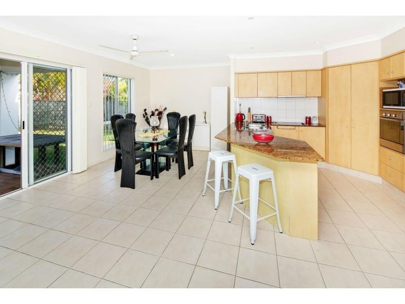5 Mikado Way, Robina QLD 4226