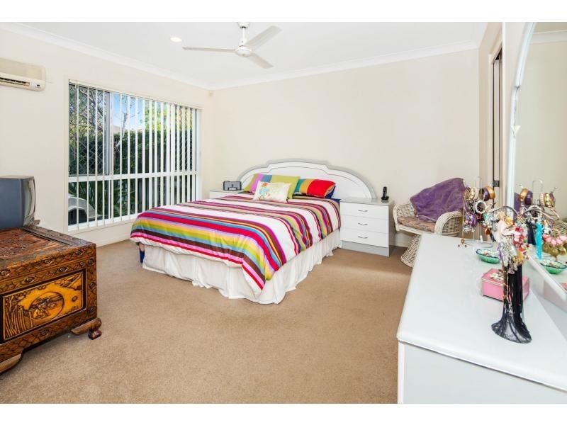 5 Mikado Way, Robina QLD 4226