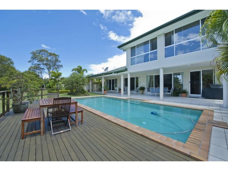 29 Champagne Boulevard, Helensvale QLD 4212