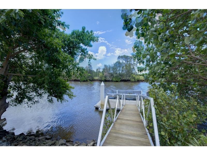 29 Champagne Boulevard, Helensvale QLD 4212