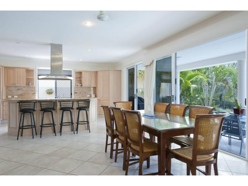 29 Champagne Boulevard, Helensvale QLD 4212