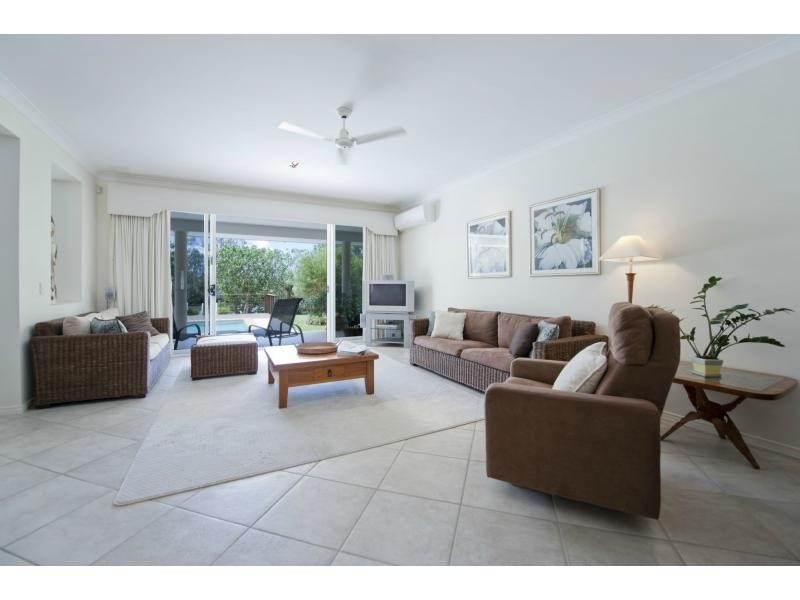 29 Champagne Boulevard, Helensvale QLD 4212
