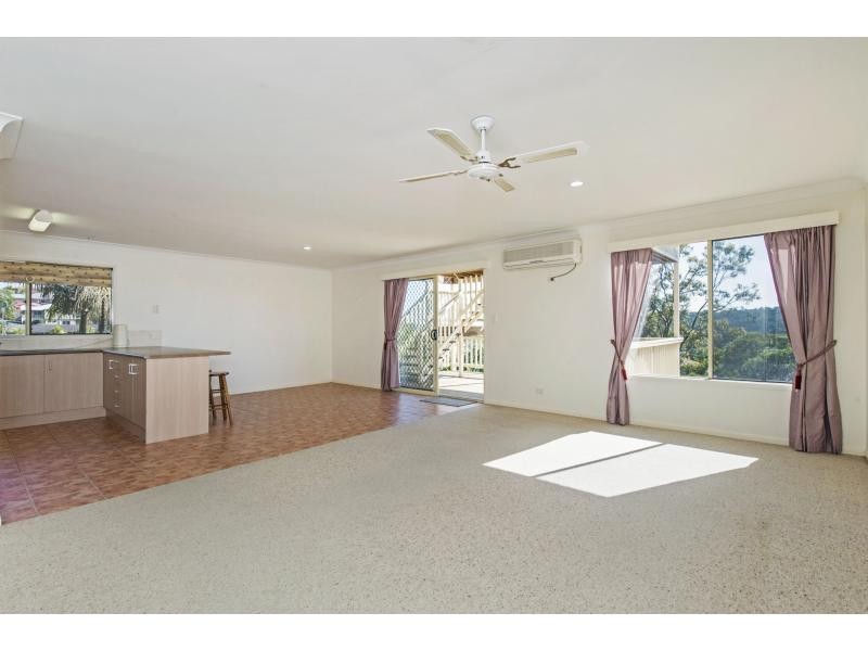 31 Capricorn Drive, Pacific Pines QLD 4211