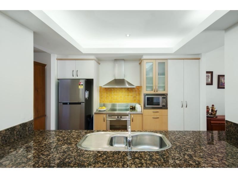 3274 Palladian Drive, Hope Island QLD 4212