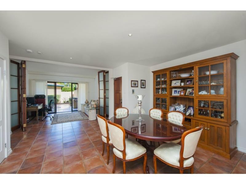 3274 Palladian Drive, Hope Island QLD 4212