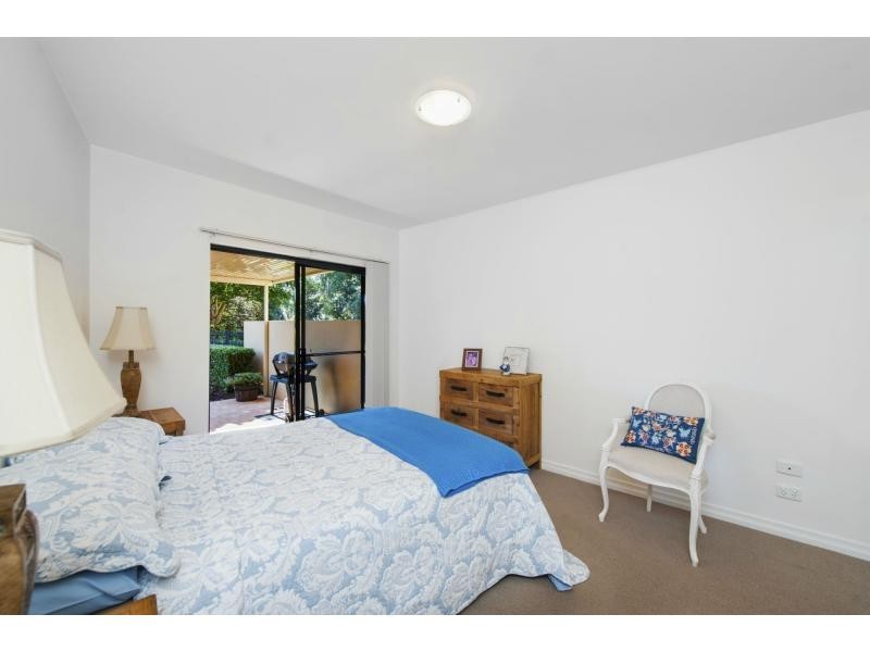 3274 Palladian Drive, Hope Island QLD 4212