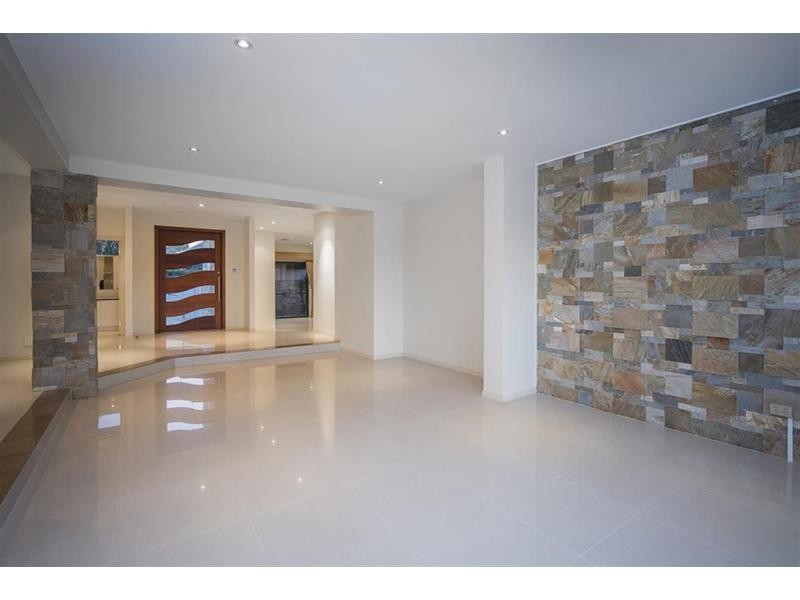 13 Rival Lane, Coomera Waters QLD 4209