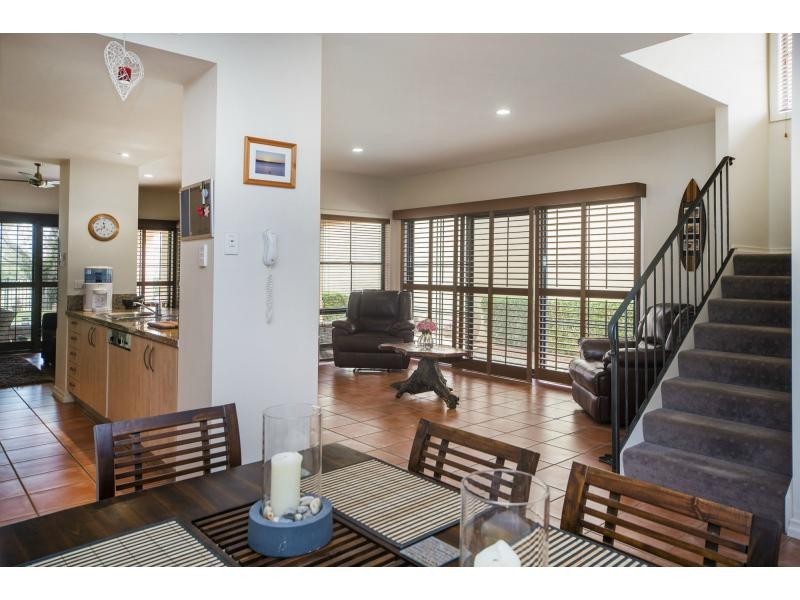 3205 Palladian Drive, Hope Island QLD 4212