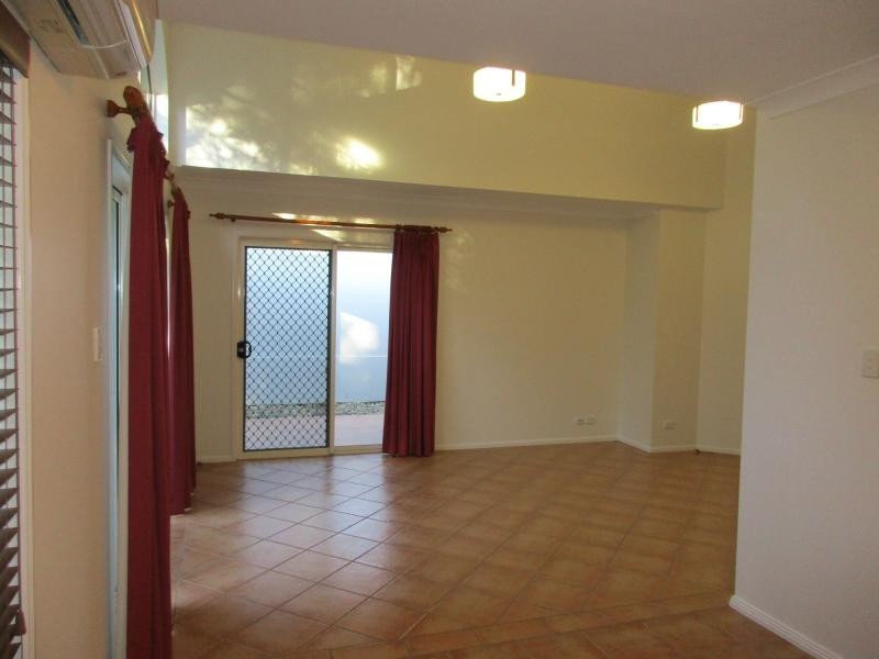 Hope Island QLD 4212