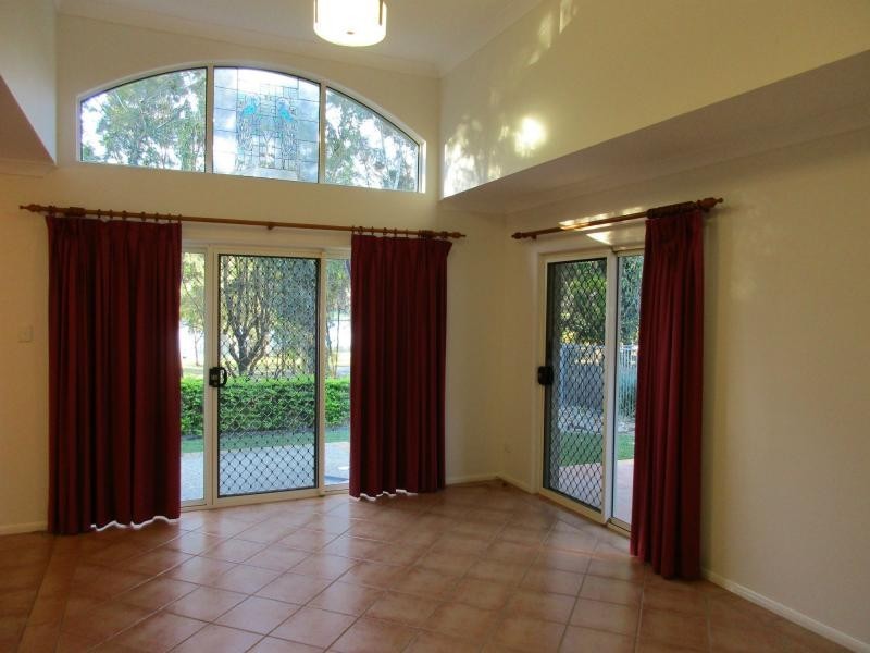 Hope Island QLD 4212