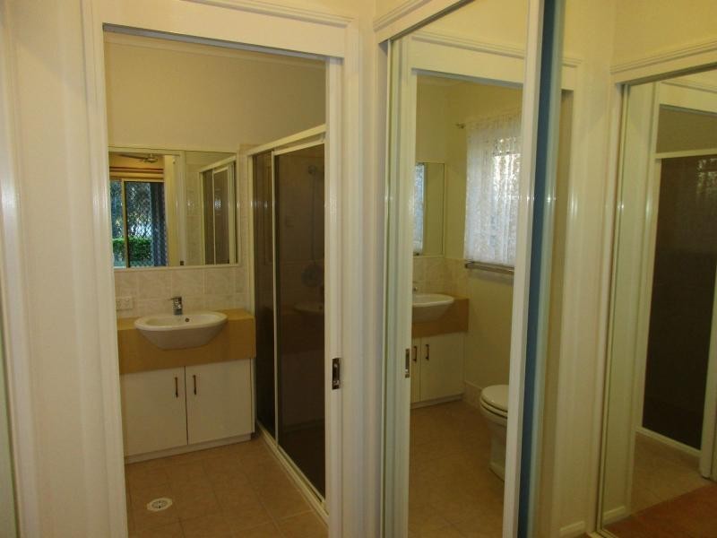 Hope Island QLD 4212