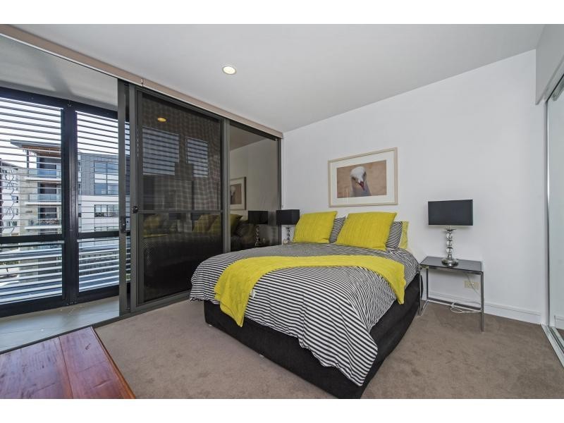 2304/1 Marina Promenade, Paradise Point QLD 4216