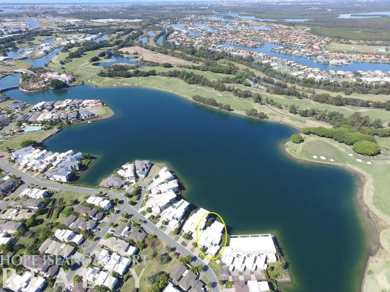 6085 Lugano Drive, Hope Island QLD 4212