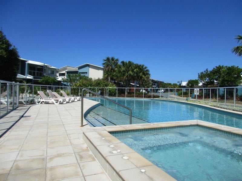 Runaway Bay QLD 4216