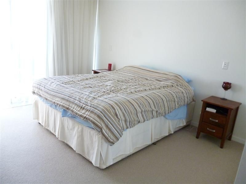 Hope Island QLD 4212