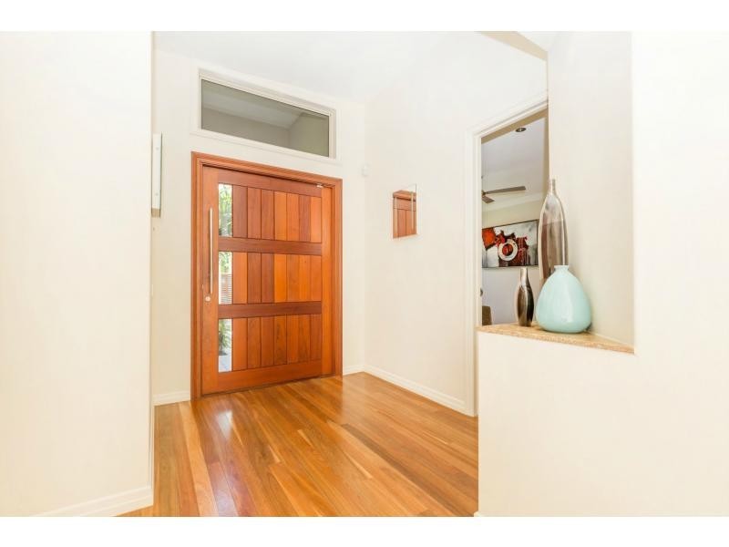 2124 The Circle, Hope Island QLD 4212