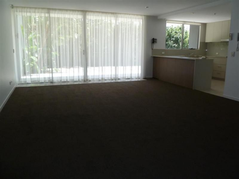 Hope Island QLD 4212