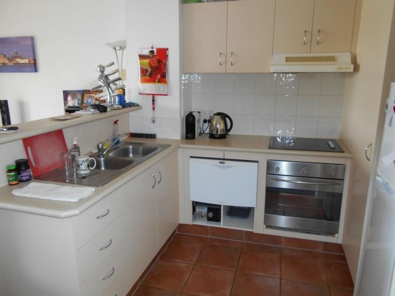 Chevron Island QLD 4217