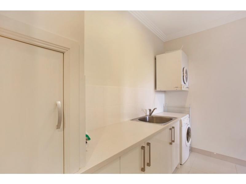 10 Harbourvue Court, Helensvale QLD 4212